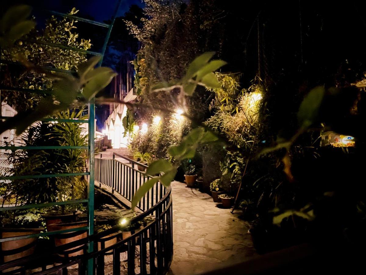 Noblestride Resort กังต็อก ภายนอก รูปภาพ